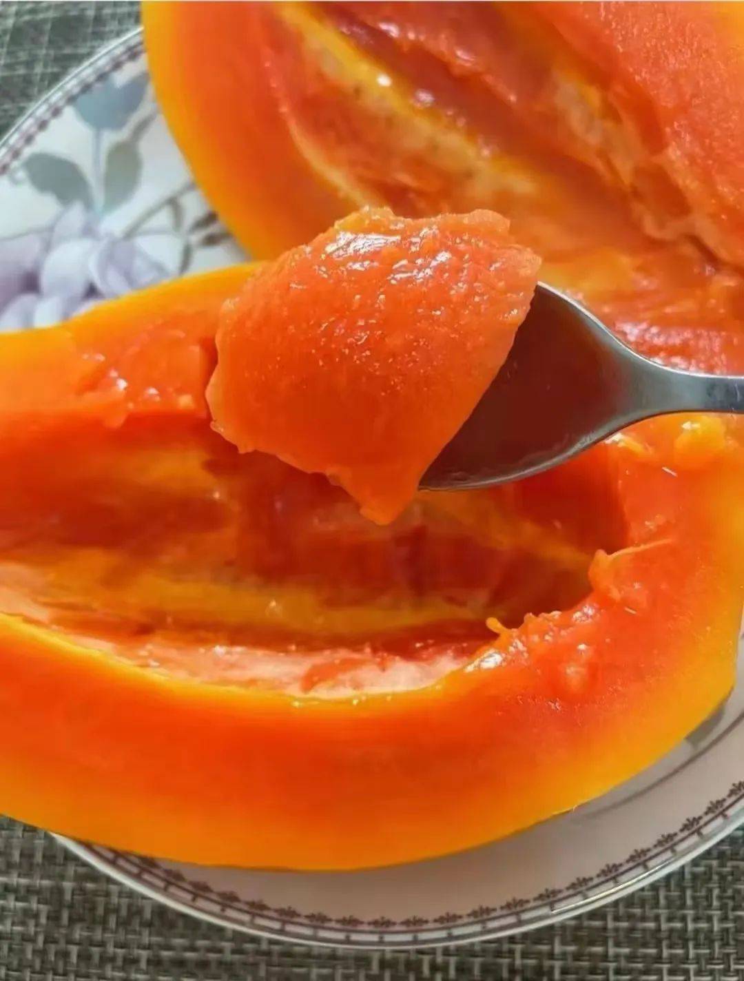 【树上熟牛奶木瓜】4-4.5斤装29.9元!果肉密度大,肉质紧实!