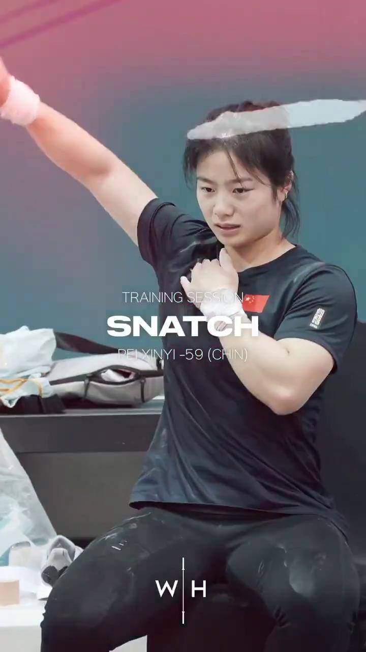 女神举重界第一美女国民小仙女举重西施裴鑫依举重裴鑫依女神美女举重