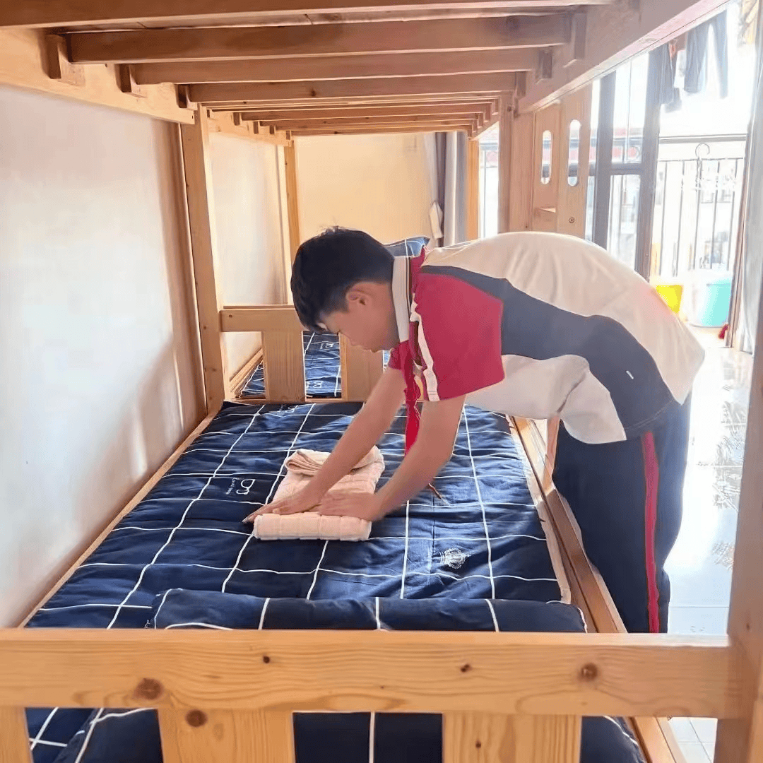 钦州二中教育集团·钦南区金棕榈小学2024年教师招聘公告