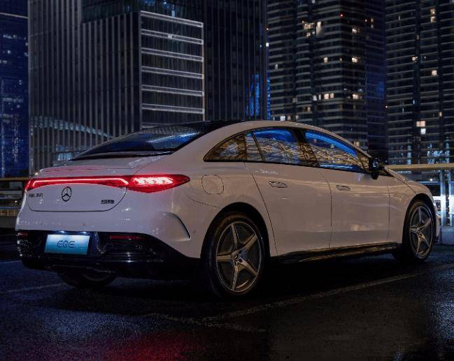 奔驰电车打6.5折,最高降17万,工薪家庭也能买!