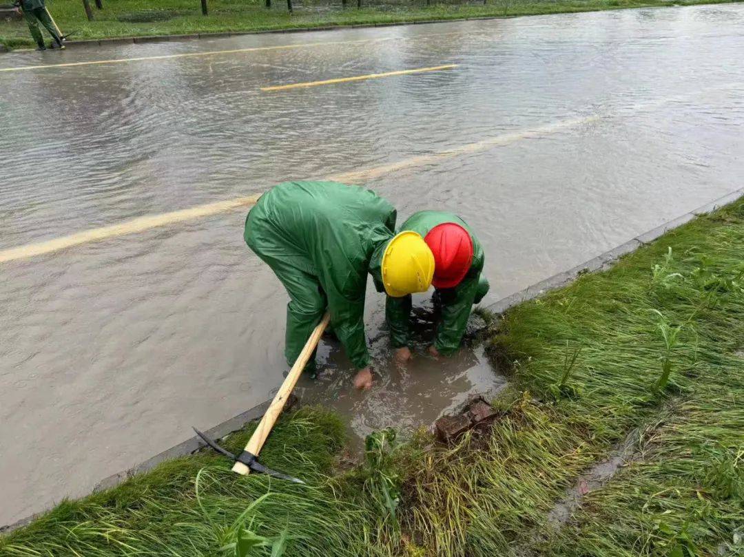 唐山丰南区抽污水图片