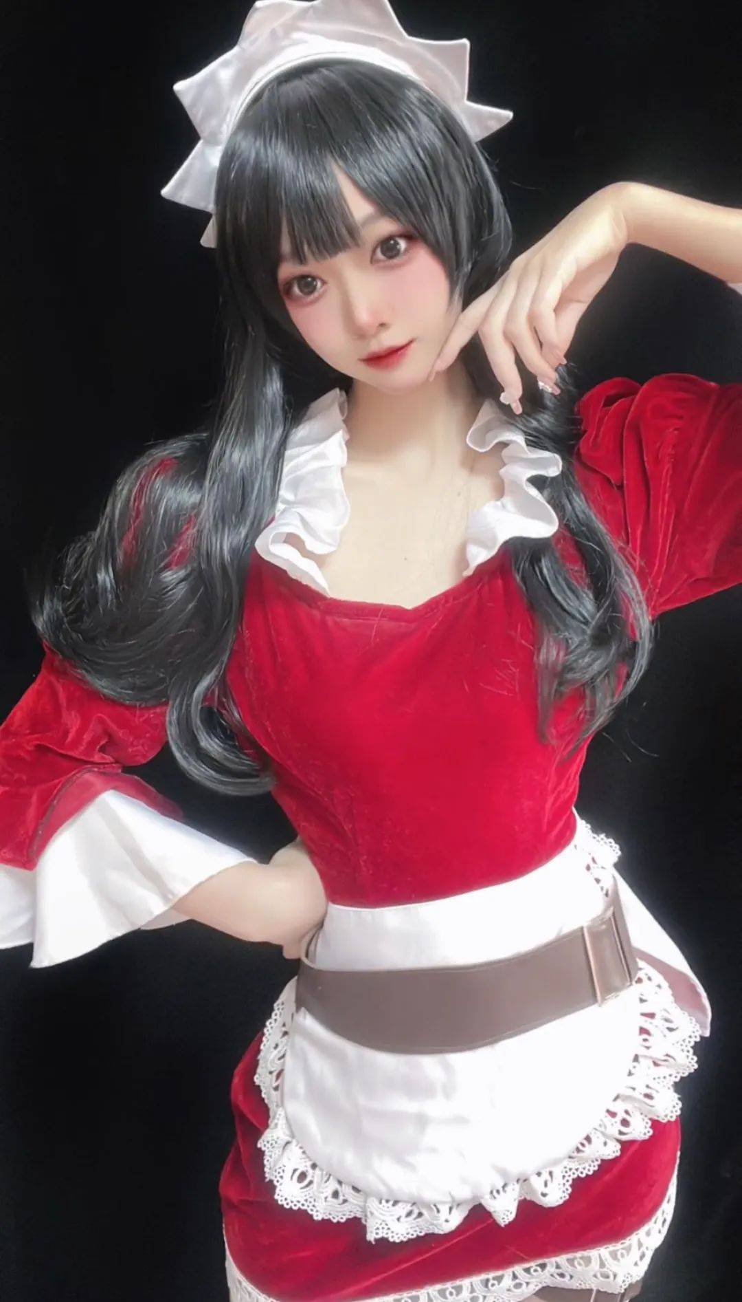 海贼王baby5cos,这大长腿比女帝还要长,真的太太太绝了