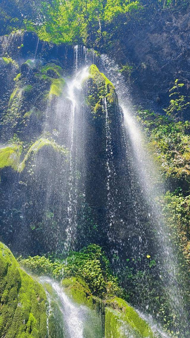 凤冈万佛山风景区图片