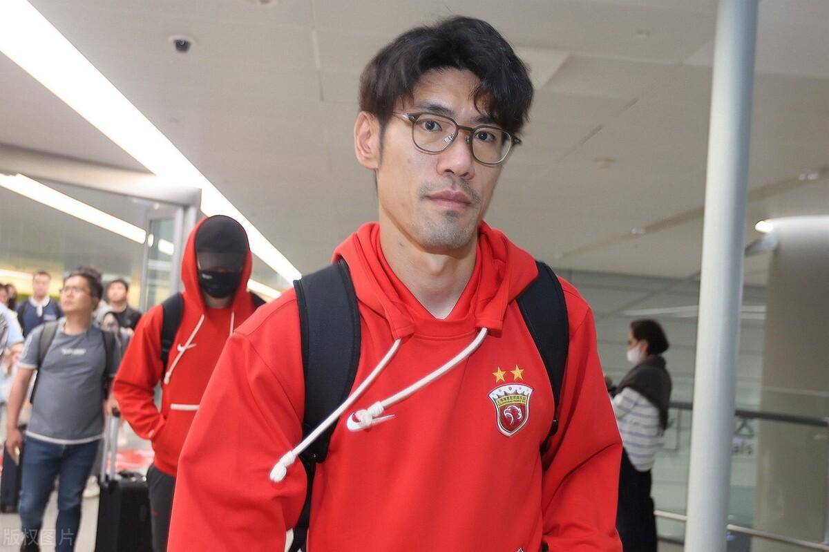 创造历史!上港队史第一人正式浮出水面,不是武磊也不是颜骏凌