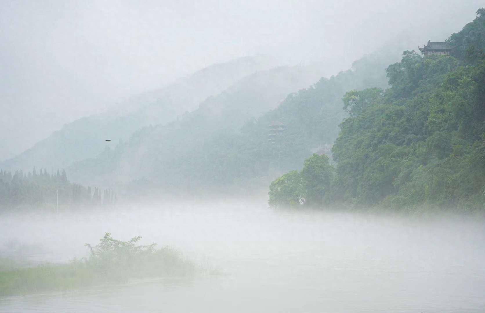 请注意防范！都江堰市气象台更新暴雨橙色预警信号
