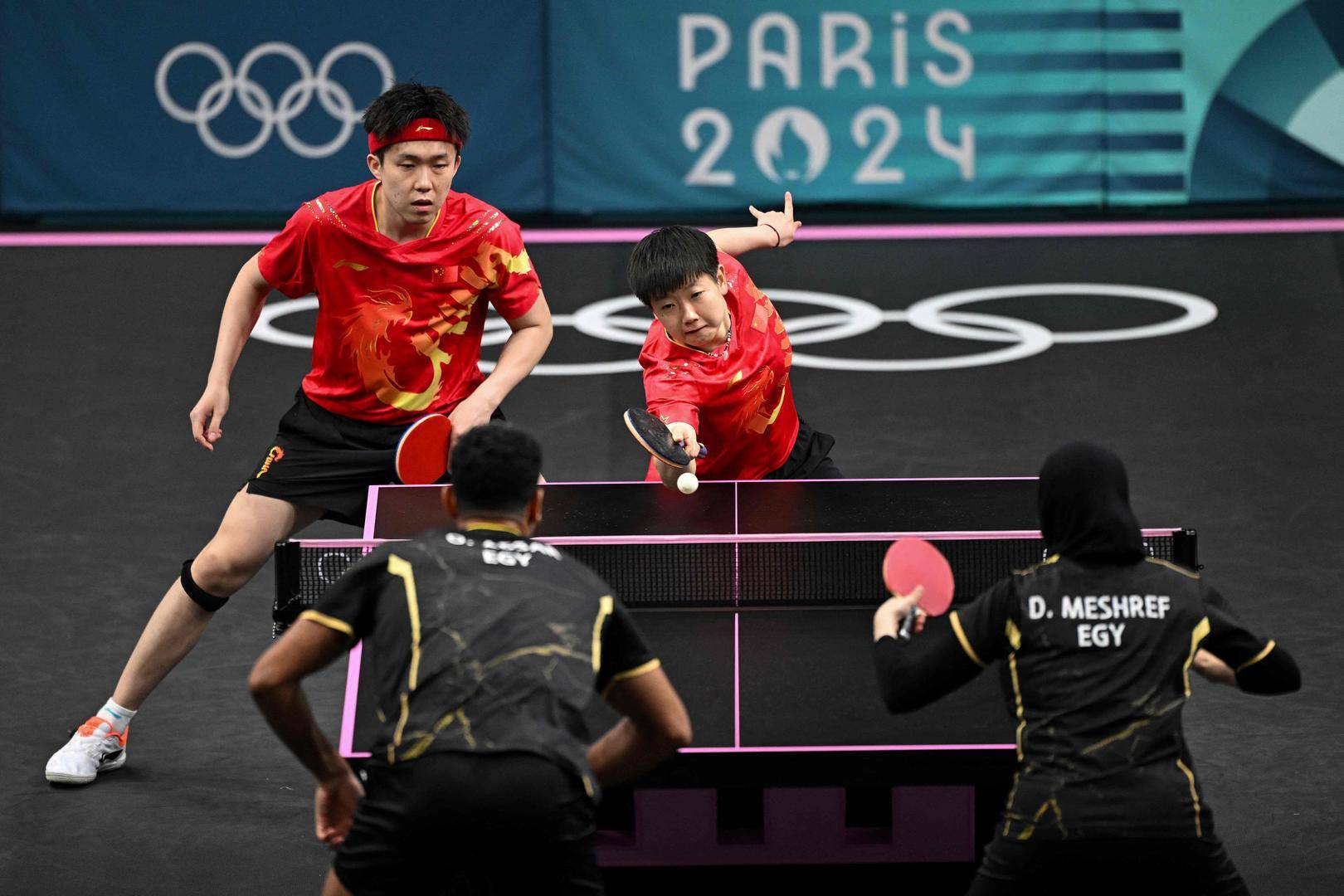 快速下班!王楚钦/孙颖莎4比0拿下巴黎奥运会乒乓球混双首场比赛