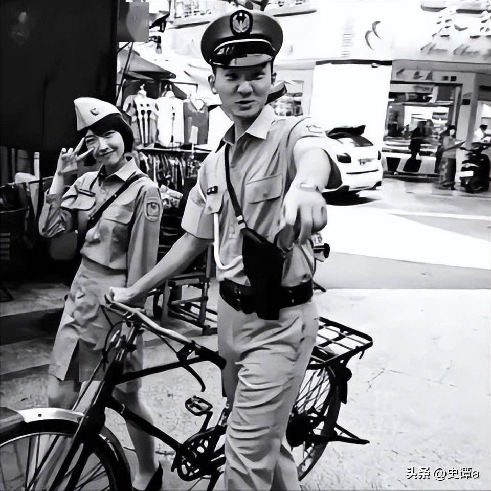 在上层的高度压力下,警察被迫立下军令状,要求限时破解此次案件,将