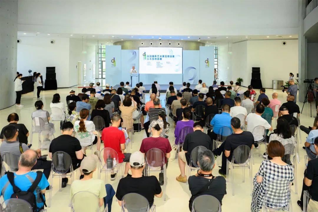火热!保税区金港文化中心邀你“艺”起来看展!_摄影_活动_国展