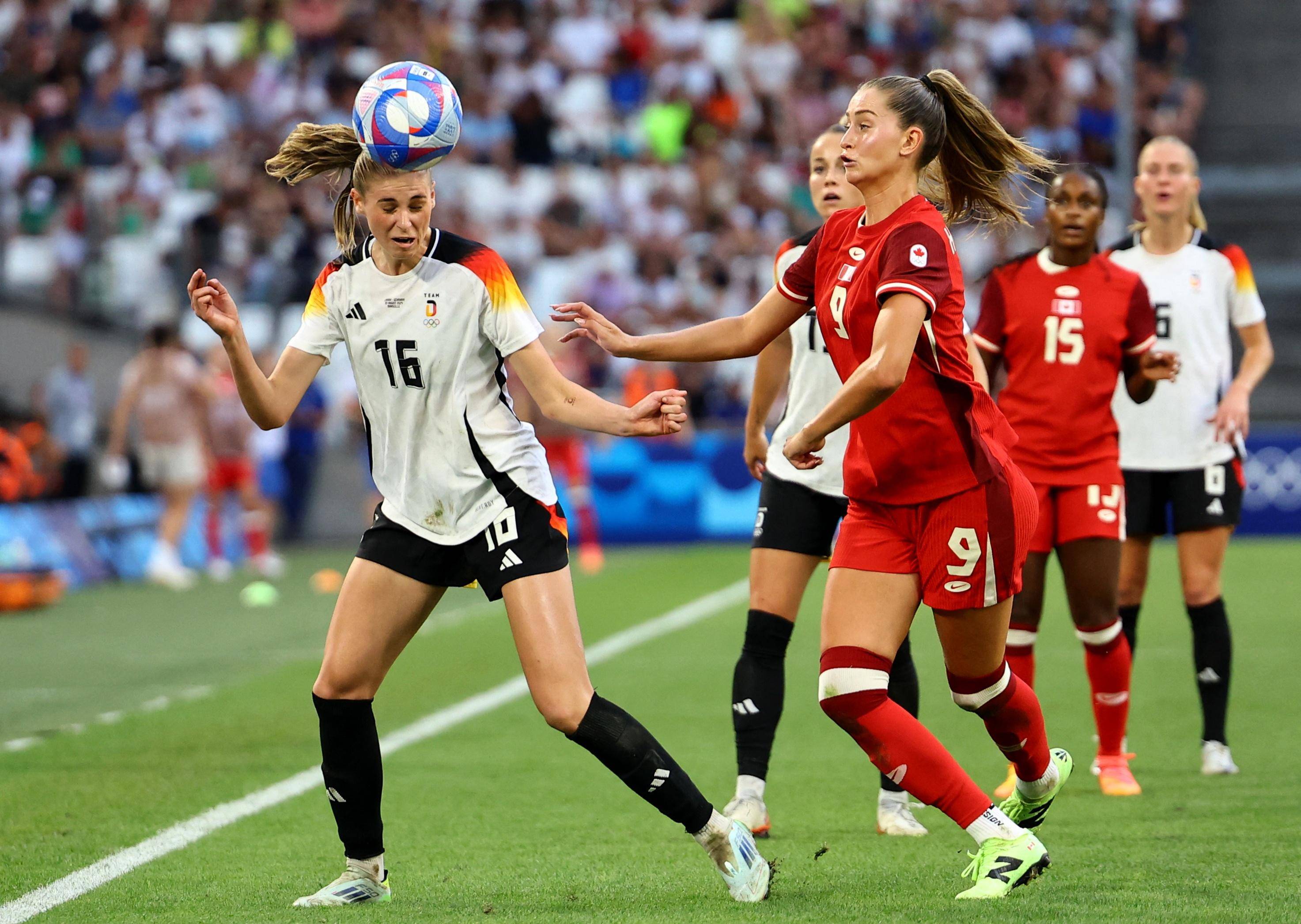 德国女足点球4-2淘汰加拿大女足进4强 半决赛战美国女足