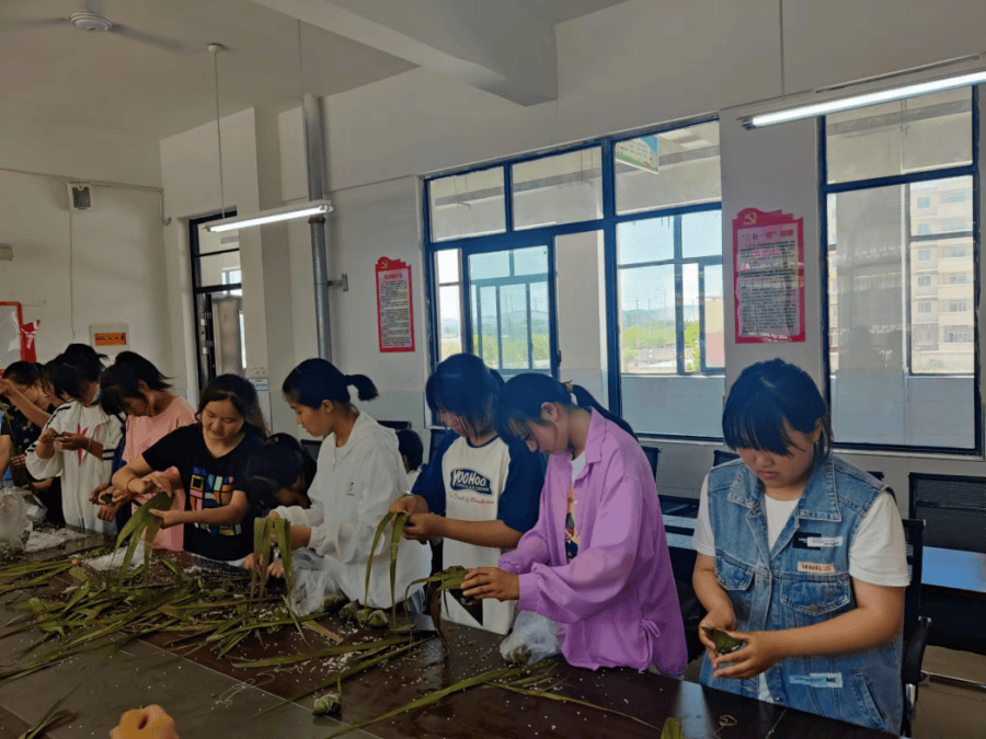 土豆视频：澳门正版资料大全管家婆-教育高质量发展看山西：晋中职业技术学院学生在首届全国大学生职业规划大赛中斩获佳绩