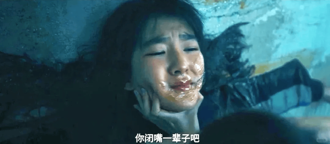 被当众嘲笑,胶水封嘴!拒绝《默杀》在校园中上演,福田这样做