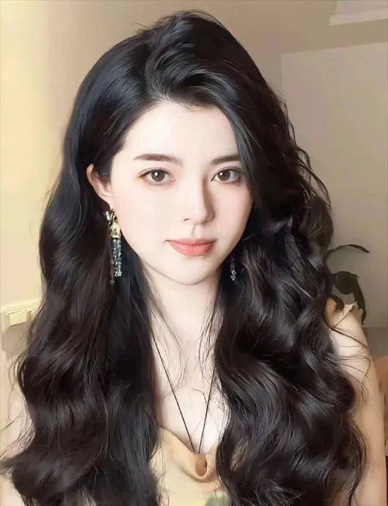 长发烫头发,只选时尚浪漫的法式大波浪