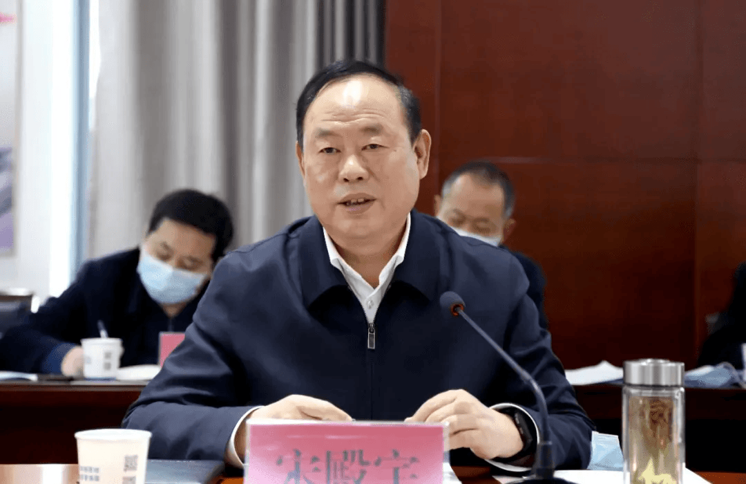 2016年8月,宋殿宇从洛阳调职濮阳,任市委副书记,代市长,市长.