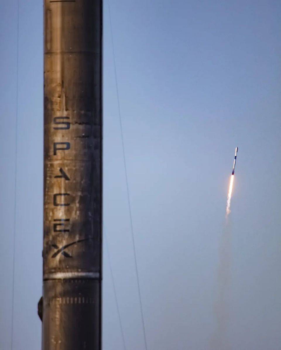 spacex放弃13分钟双连发,错过最短发射间隔新纪录_火箭_猎鹰_视频