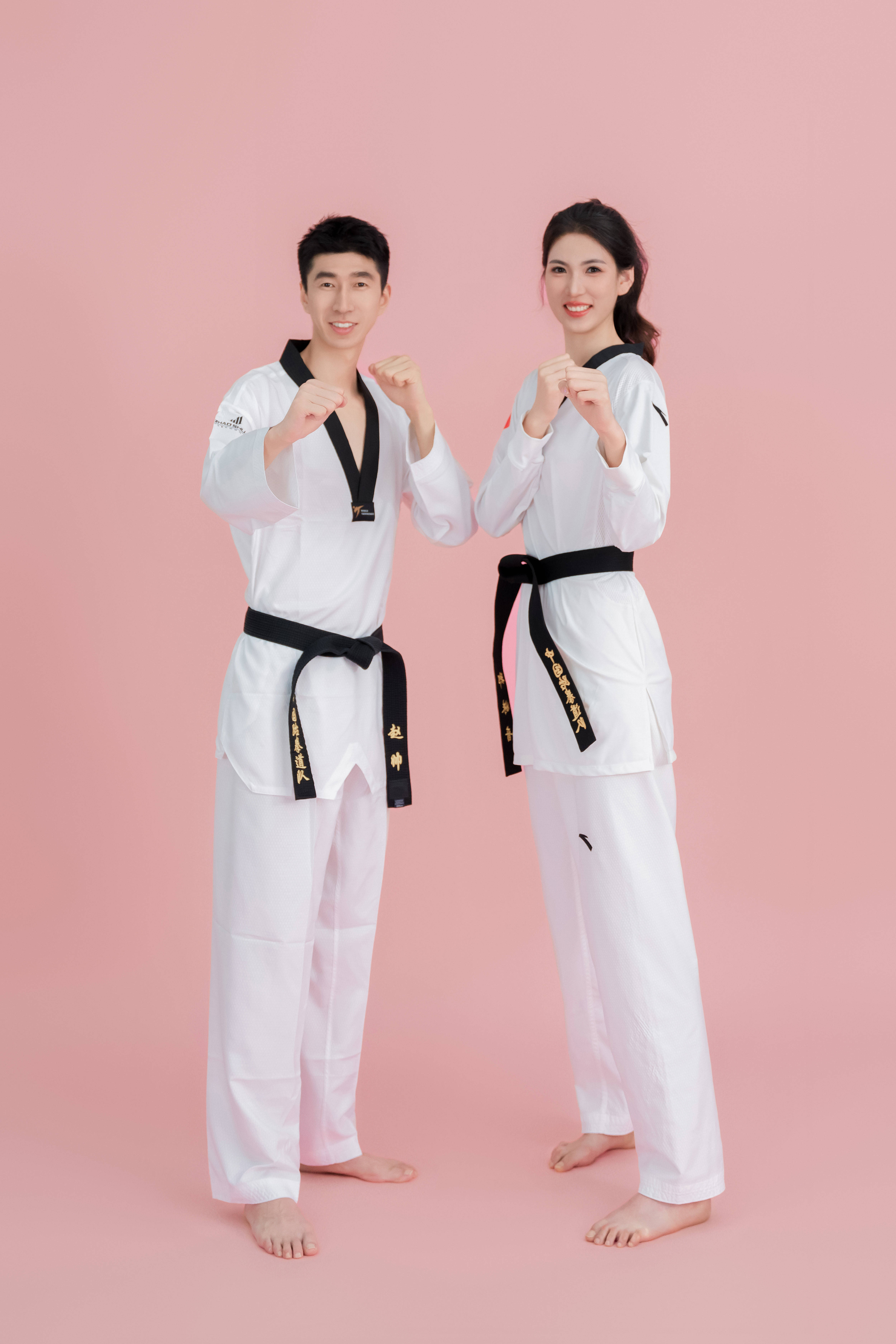 赵帅和郑姝音,这对跆拳道奥运冠军伉俪,拿到过无数冠军,在赛场上,他们