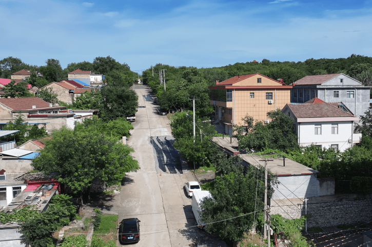 道路提升工程海浮山景区亮化提升工程标志性建筑改造提升04奋力打造