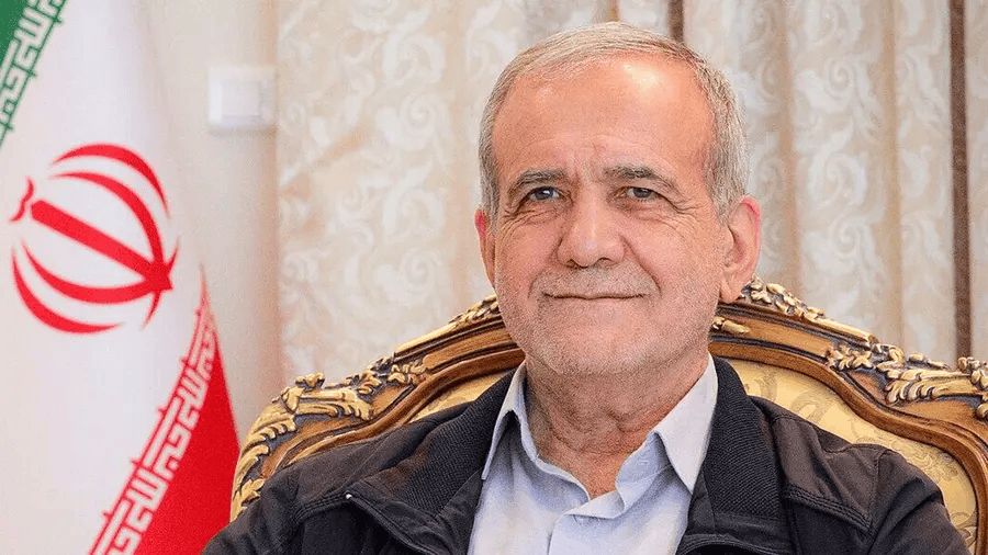 其中赛义德·阿巴斯·阿拉格希被提名为外交部长,阿齐兹·纳西尔扎德