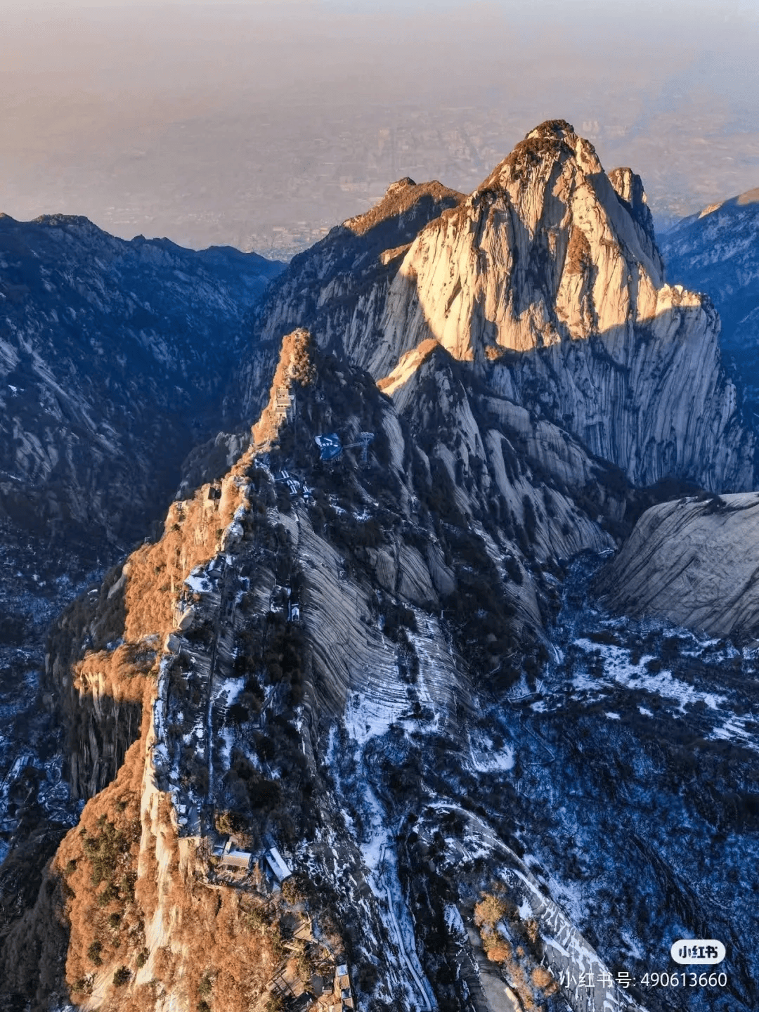 华山顶峰图片