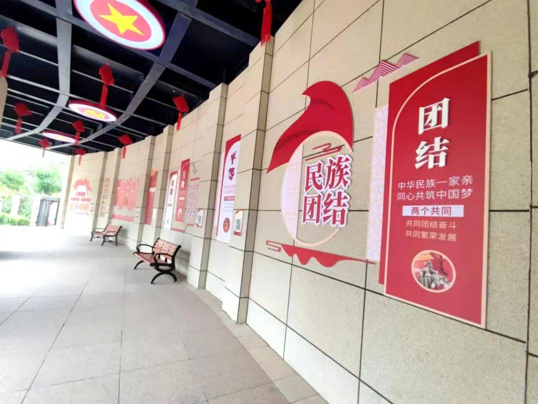 临河区:以"路"为笔 绘出民族团结新画卷