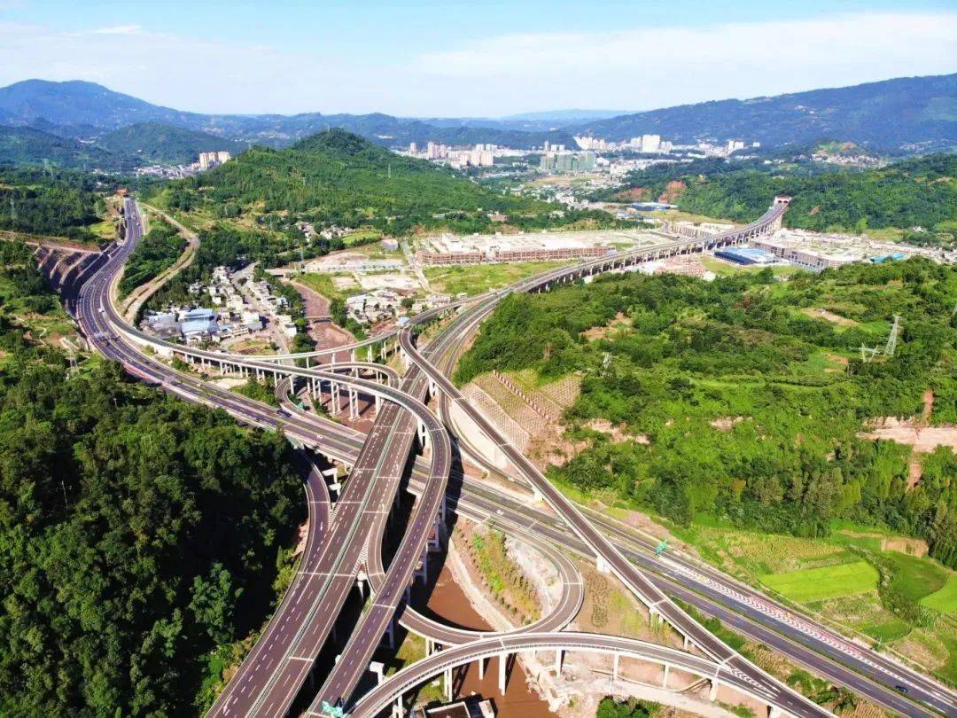 川藏公路通车图片