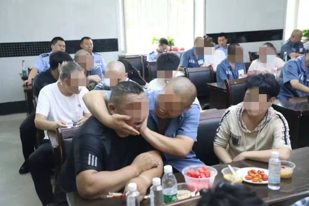 爱在当"夏" 情满高墙