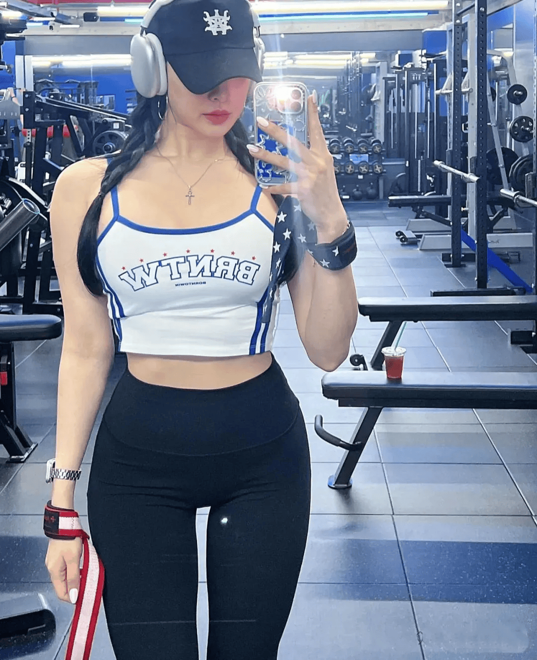 翻牌||韩国比基尼冠军!完美腰臀比,这身材绝了_李多妍_健身_什么