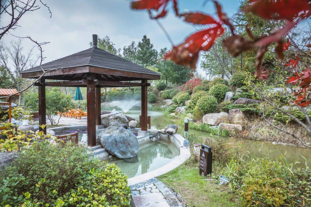 我们邀您一起体验"热养生"的奥秘在云澜湾三伏天其实是养生的黄金时期