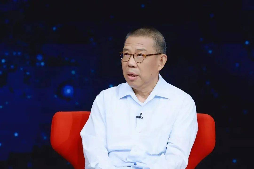 钟睒睒再上央视《对话》:农夫山泉永远属于中国(访谈全文)_首富_财富