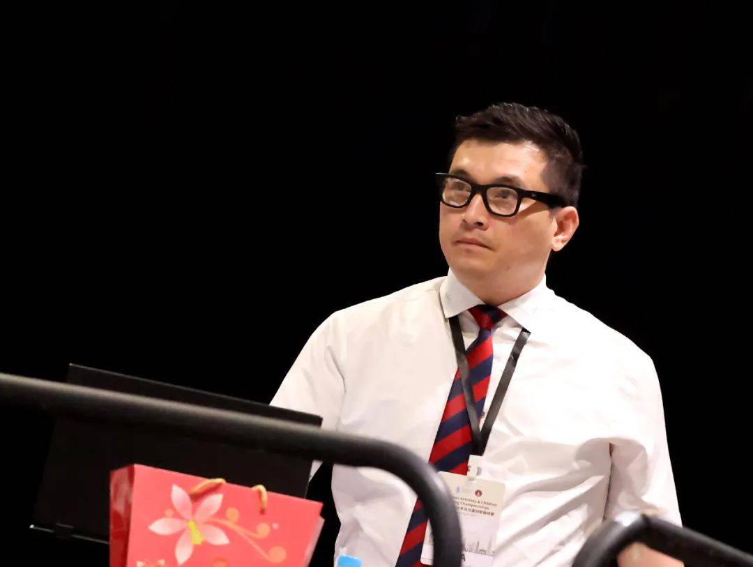 按拍摄顺序排列/ 摄影:公众号《击剑》钱勇第一比赛日图集20240822-25