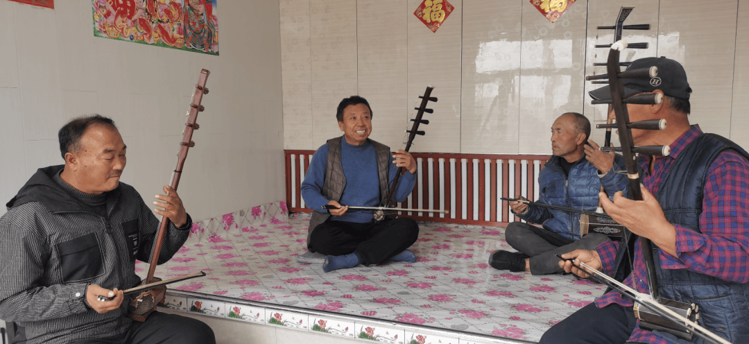 洮儿河畔满目繁花硕果累累——内蒙古乌兰浩特市大力开展群众文化活动