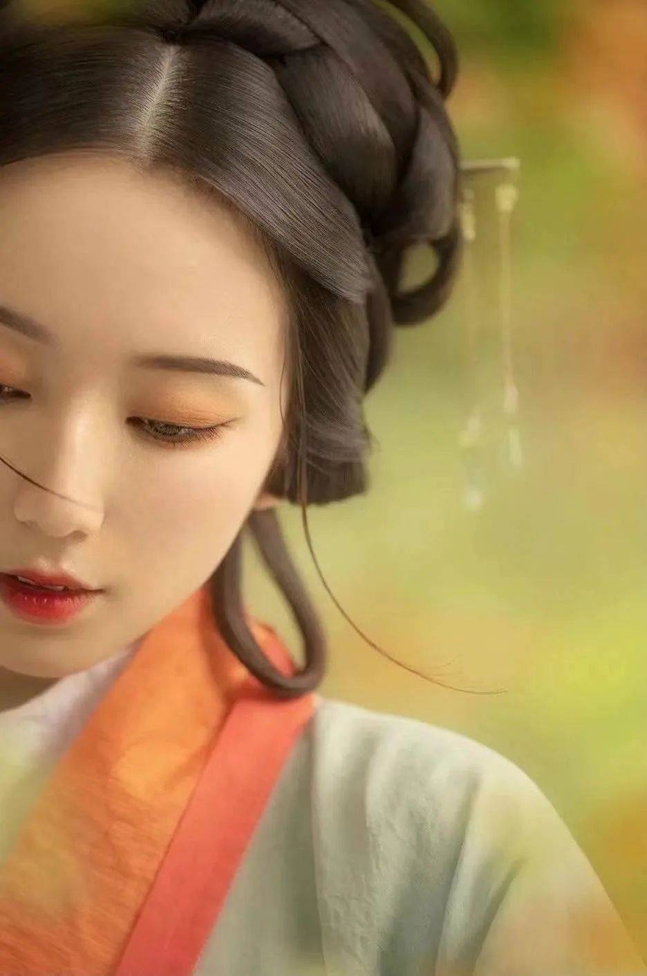 【如梦令：月下独茗】书 改 变 气 质_月光_全世界_什么