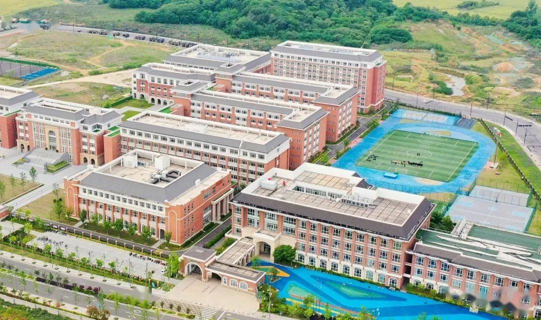 南京市滨江新城学校将于今年9月投入使用,该学校为东山外国语学校分校