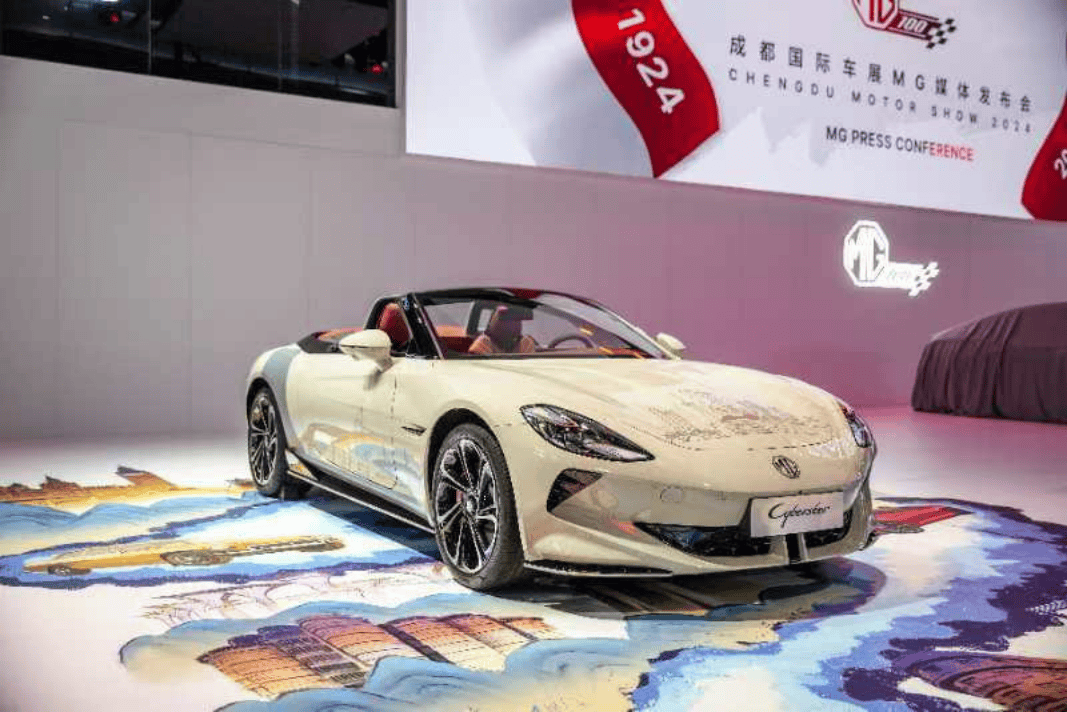 【成都车展】新一代mg5以硬核实力演绎"a级轿跑天花板"