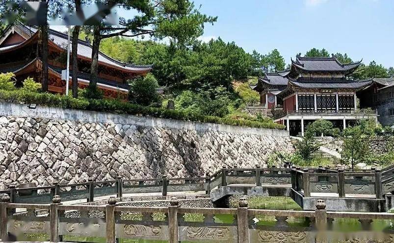 当然,除了上述十大必玩景点,还有杨家溪,北岐滩涂,鸳鸯草场等景点,也