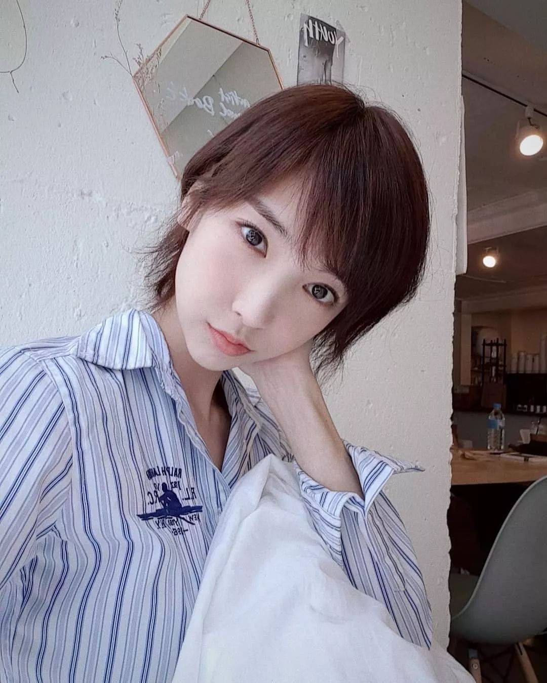 2018短碎发自然发型女