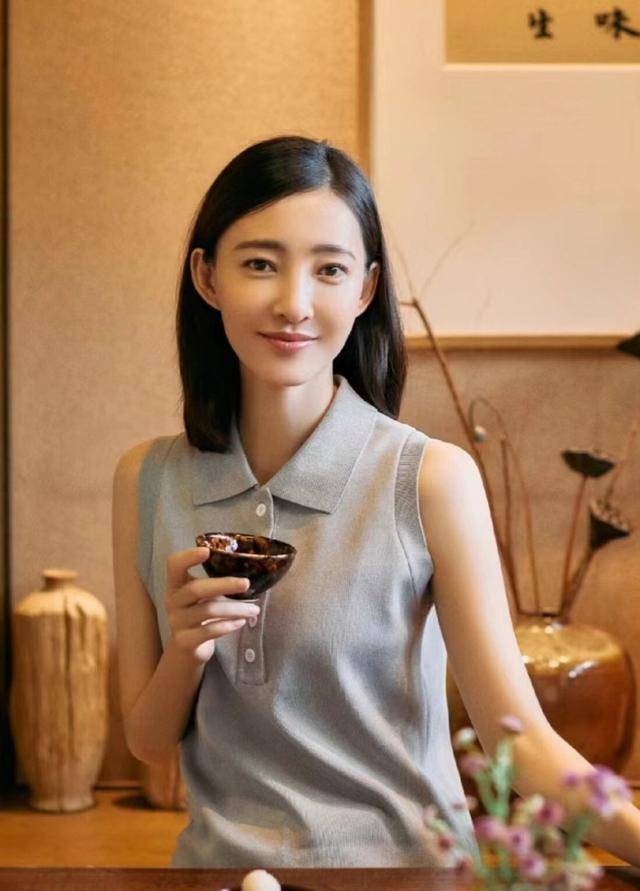 2032支雪茄150万起拍,1320万成交,王丽坤的诈骗前夫有点东西