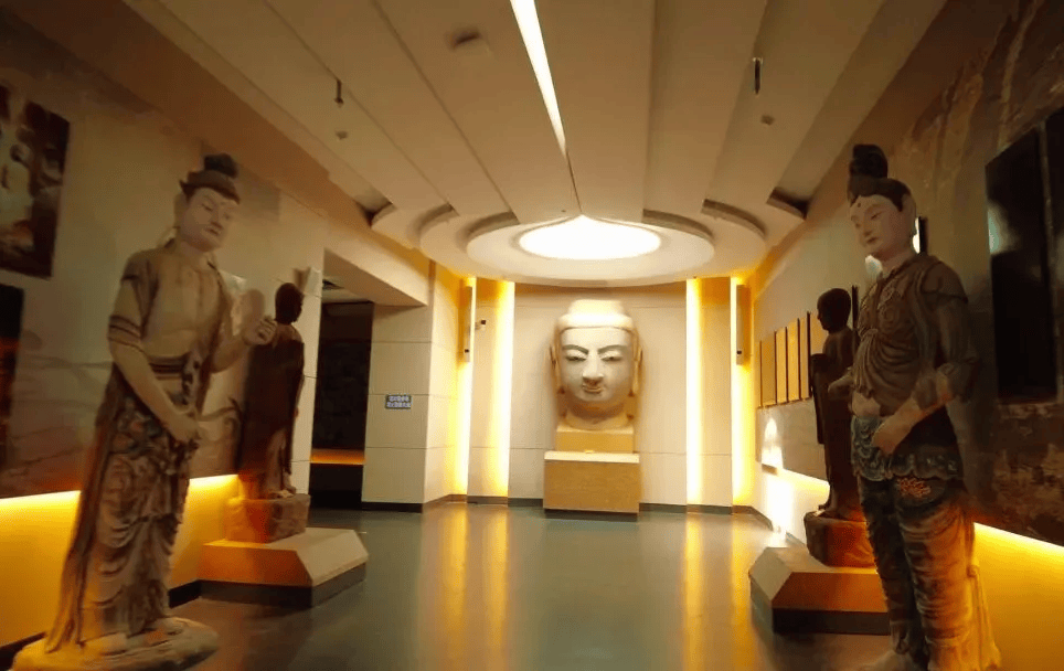 须弥山博物馆是国内首个以丝绸之路和佛教石窟艺术为主题的专题博物馆