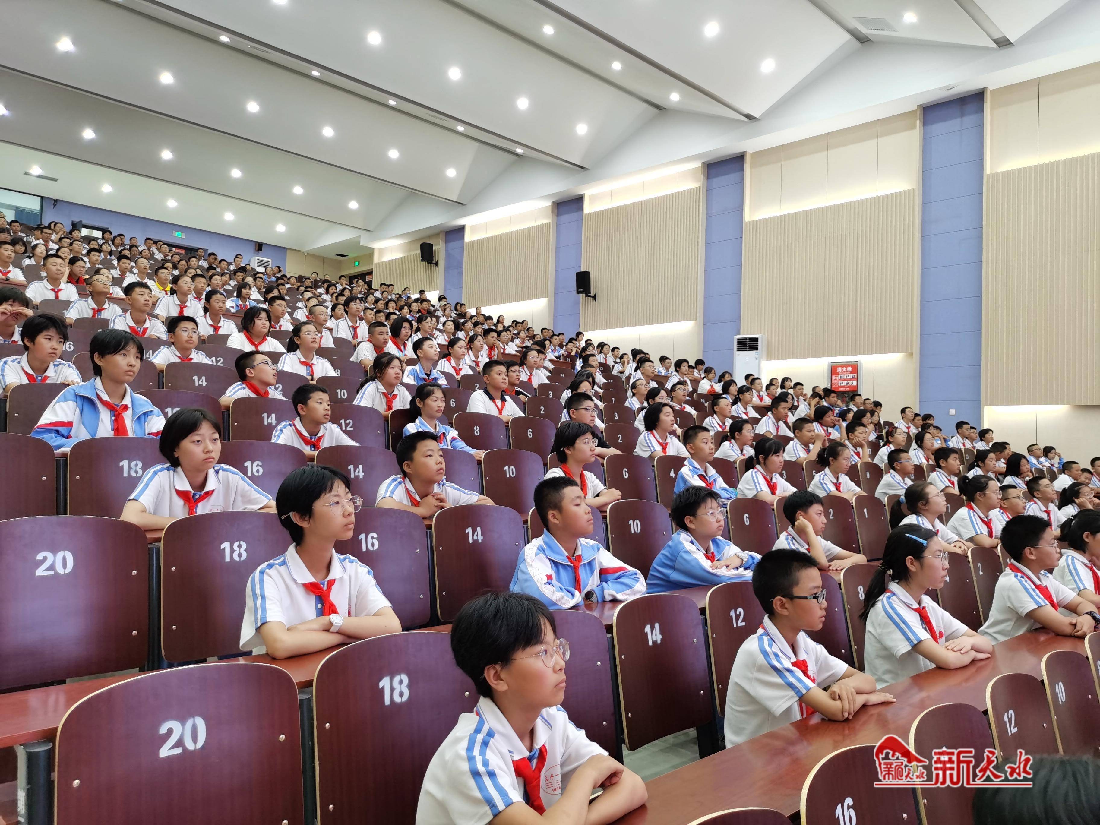 天水市玉泉中学校长图片