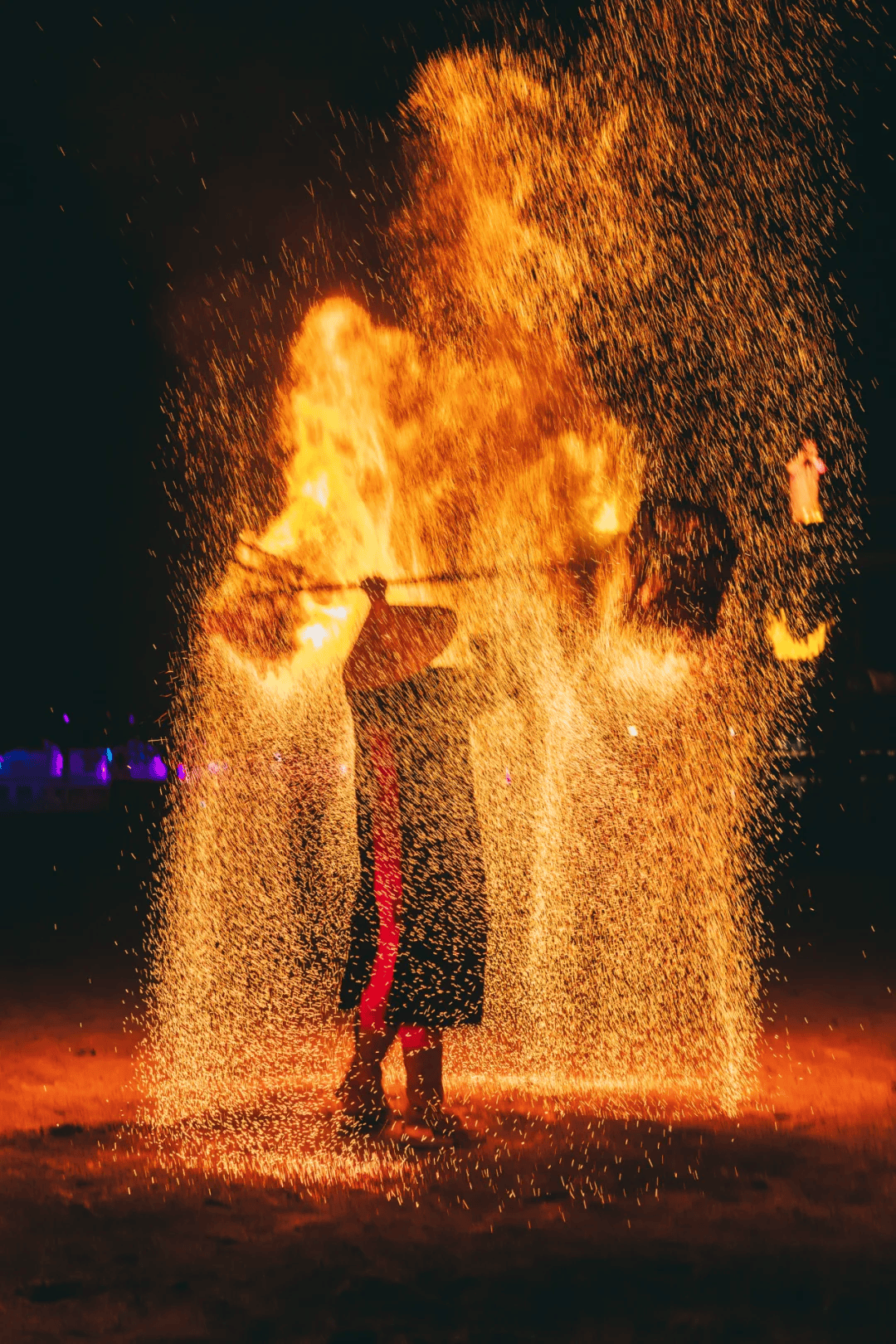 非遗铁花秀 火壶表演 国潮烟火市集!9月13日来恩施州文化广场!