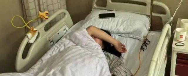 杨铭宇黄焖鸡米饭摊上事 一公司订餐51份后2