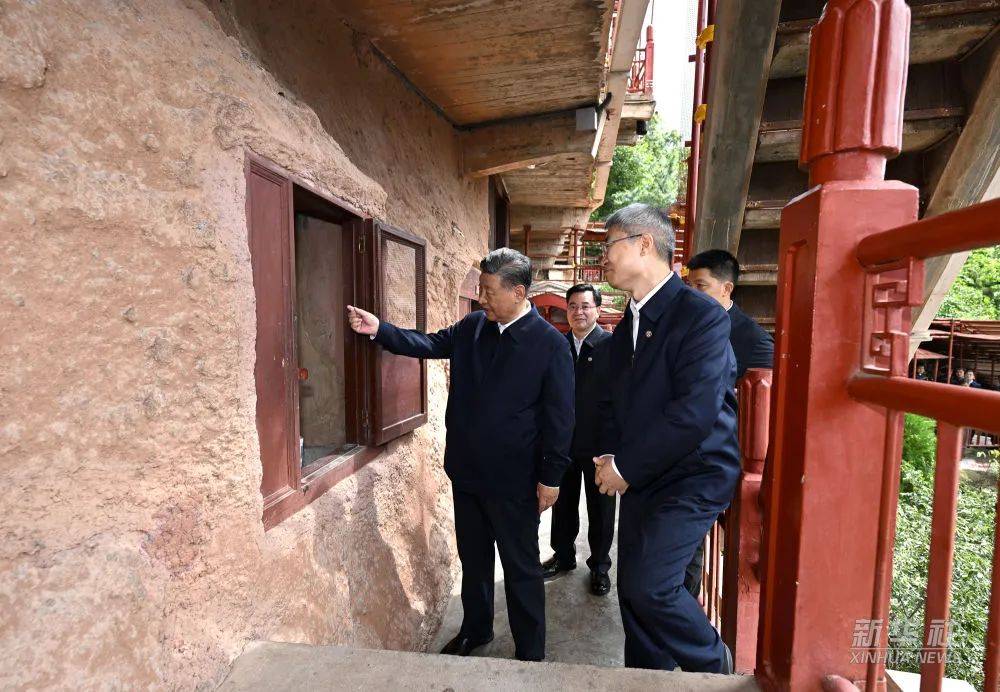 习近平在陕西宝鸡市和甘肃天水市考察调研