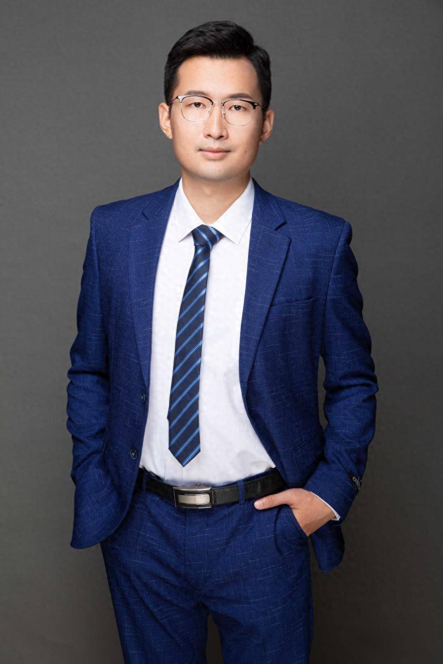 郑翔：用爱与责任点亮健康财富未来之路_团队_养老_行业