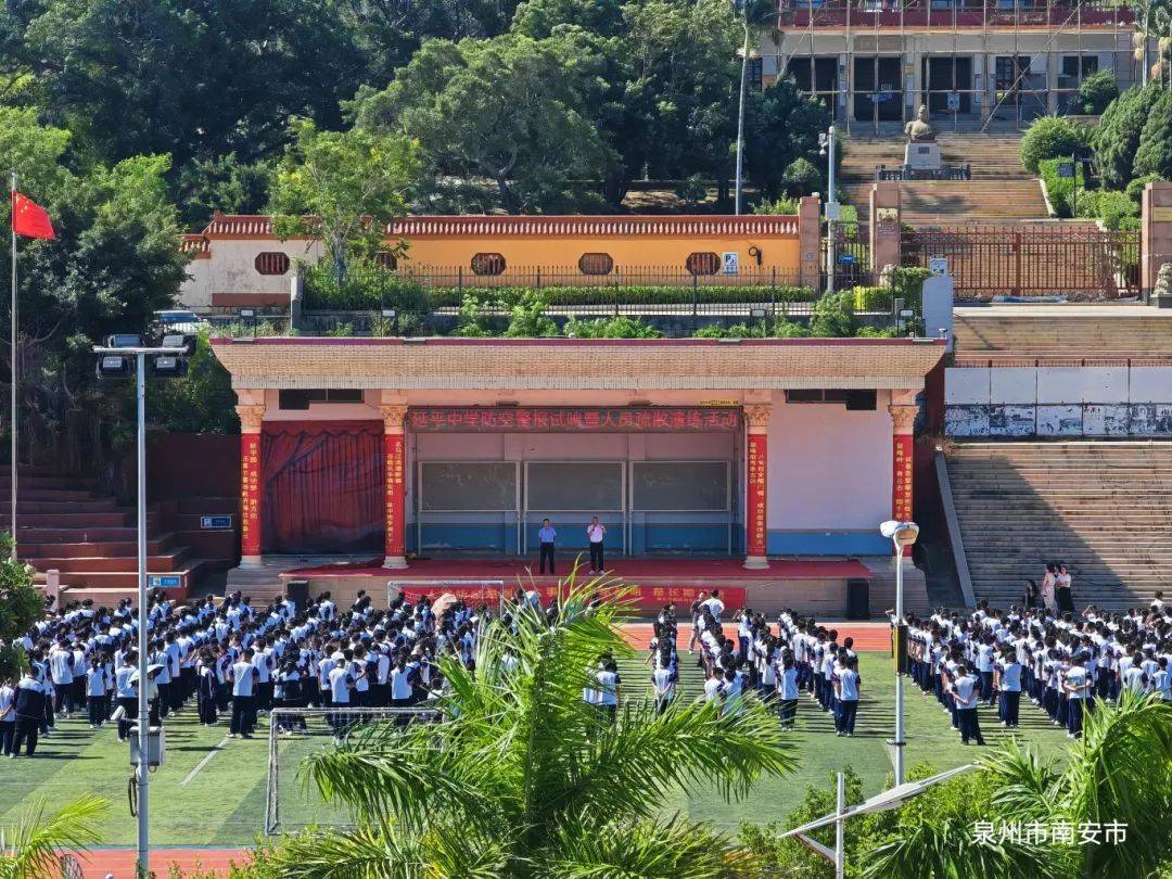 南安市厚德小学图片