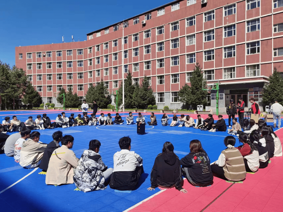 长春光华学院 2019年图片