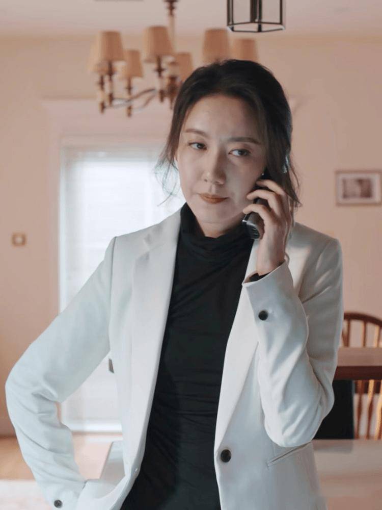 演员高露:戏火人不红!从没有绯闻,看看老公是谁就明白了!