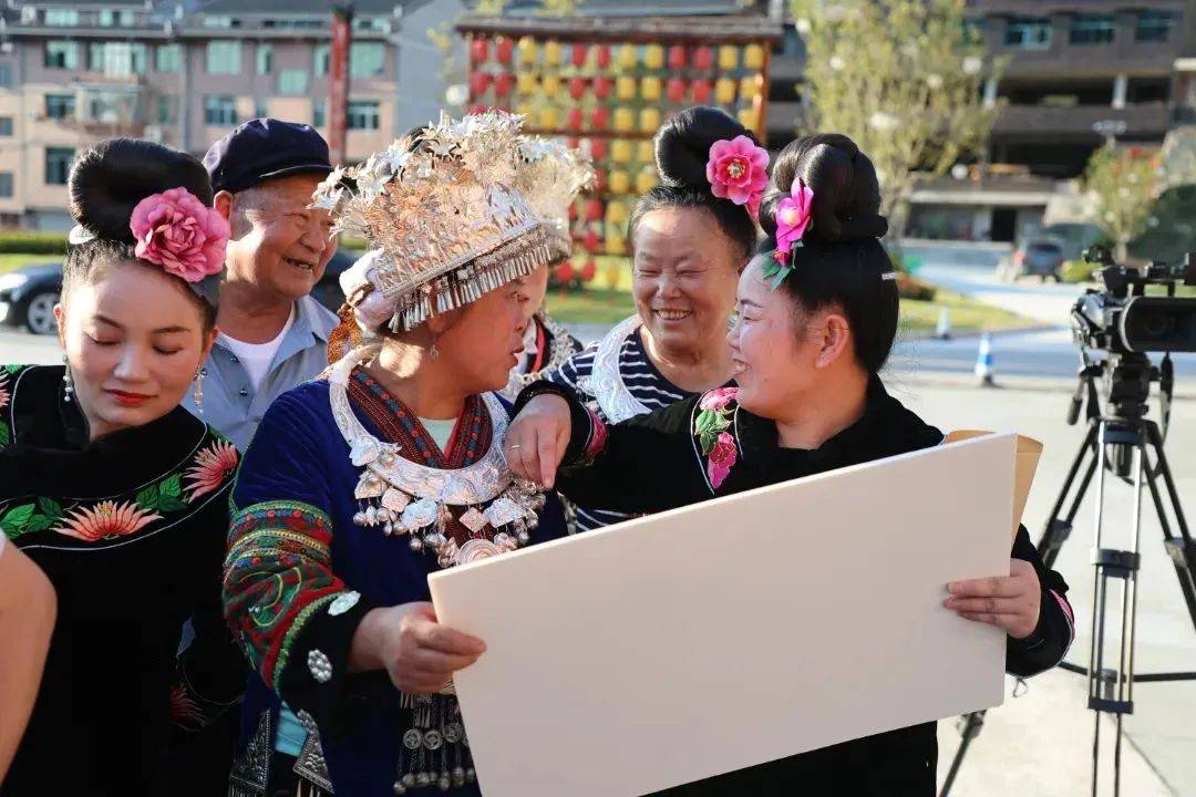 雷山县大塘镇书记图片