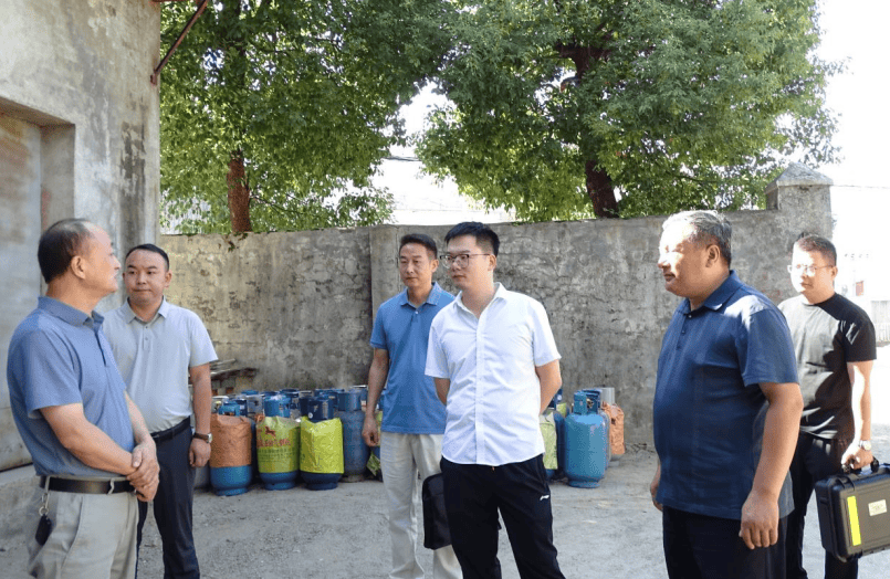 9月29日,麻城市燃气管道更新改造督办落实专项工作办公室组织组织市住