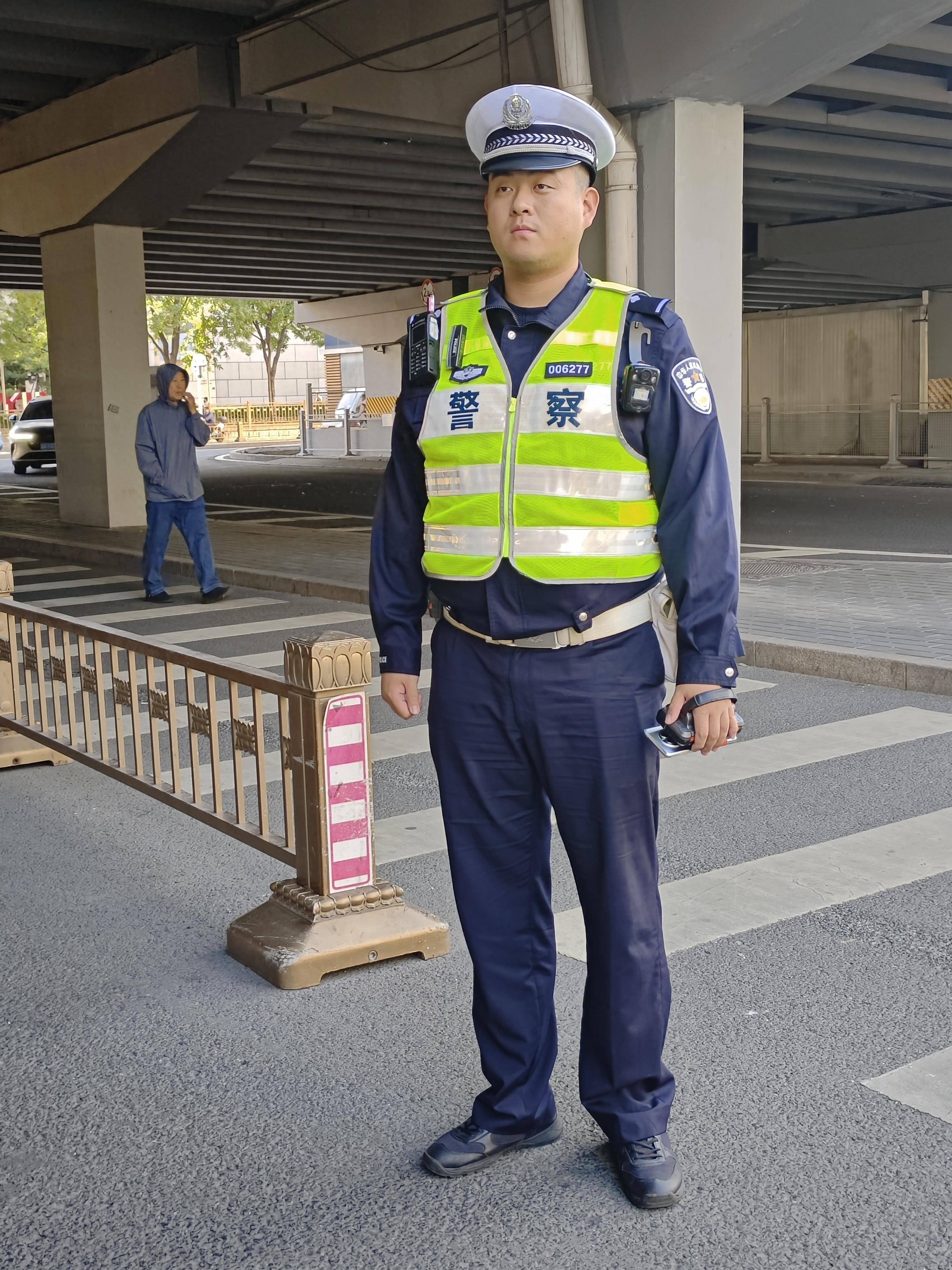 内蒙古交警总队张利清图片