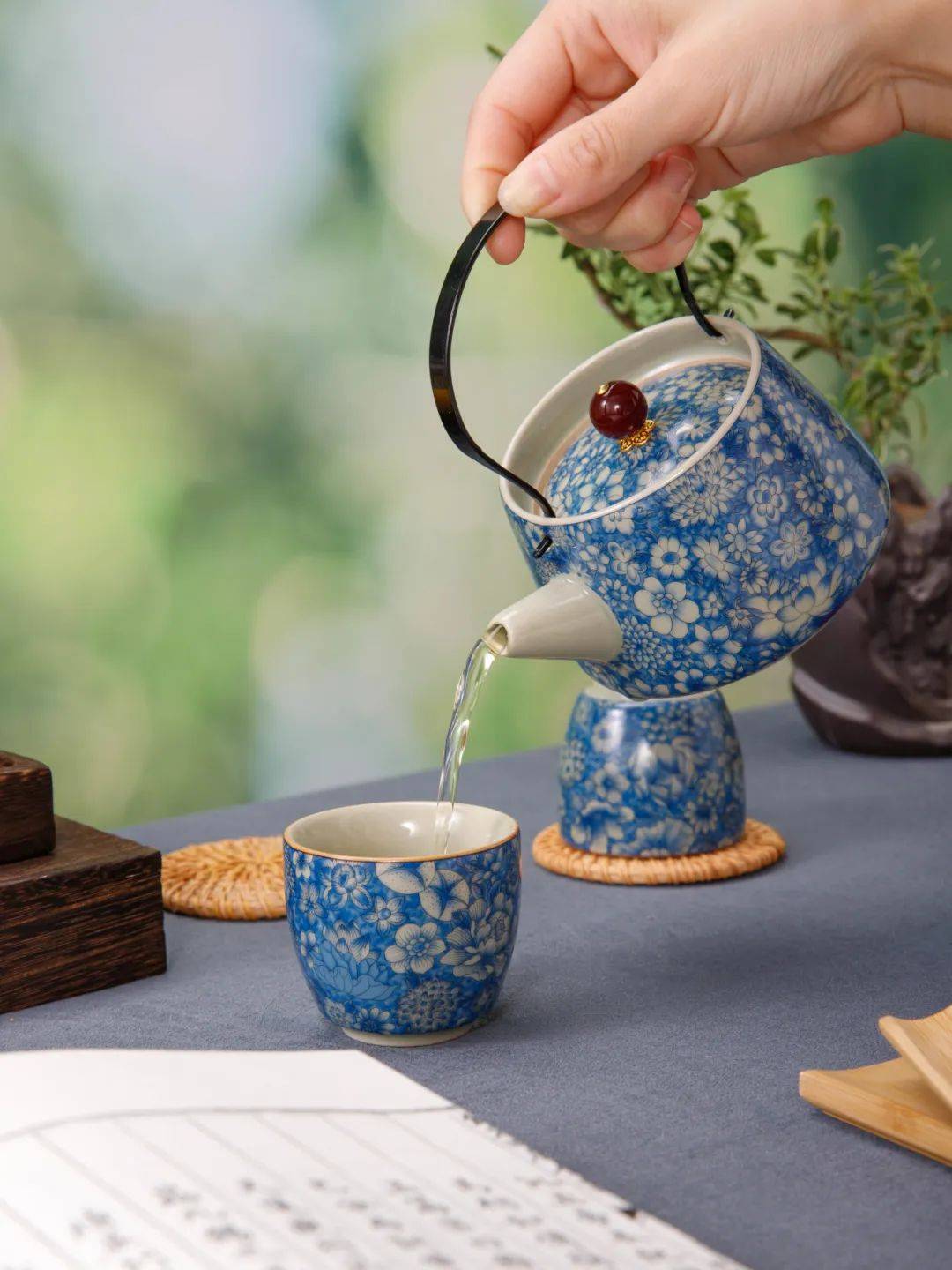一念欢喜茶烟起！这套「古汝提梁壶」猛戳我心！_茶具_繁花_手提皮箱