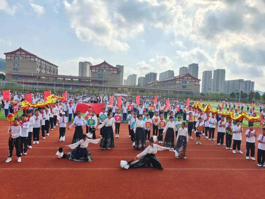 李沧区文正小学图片